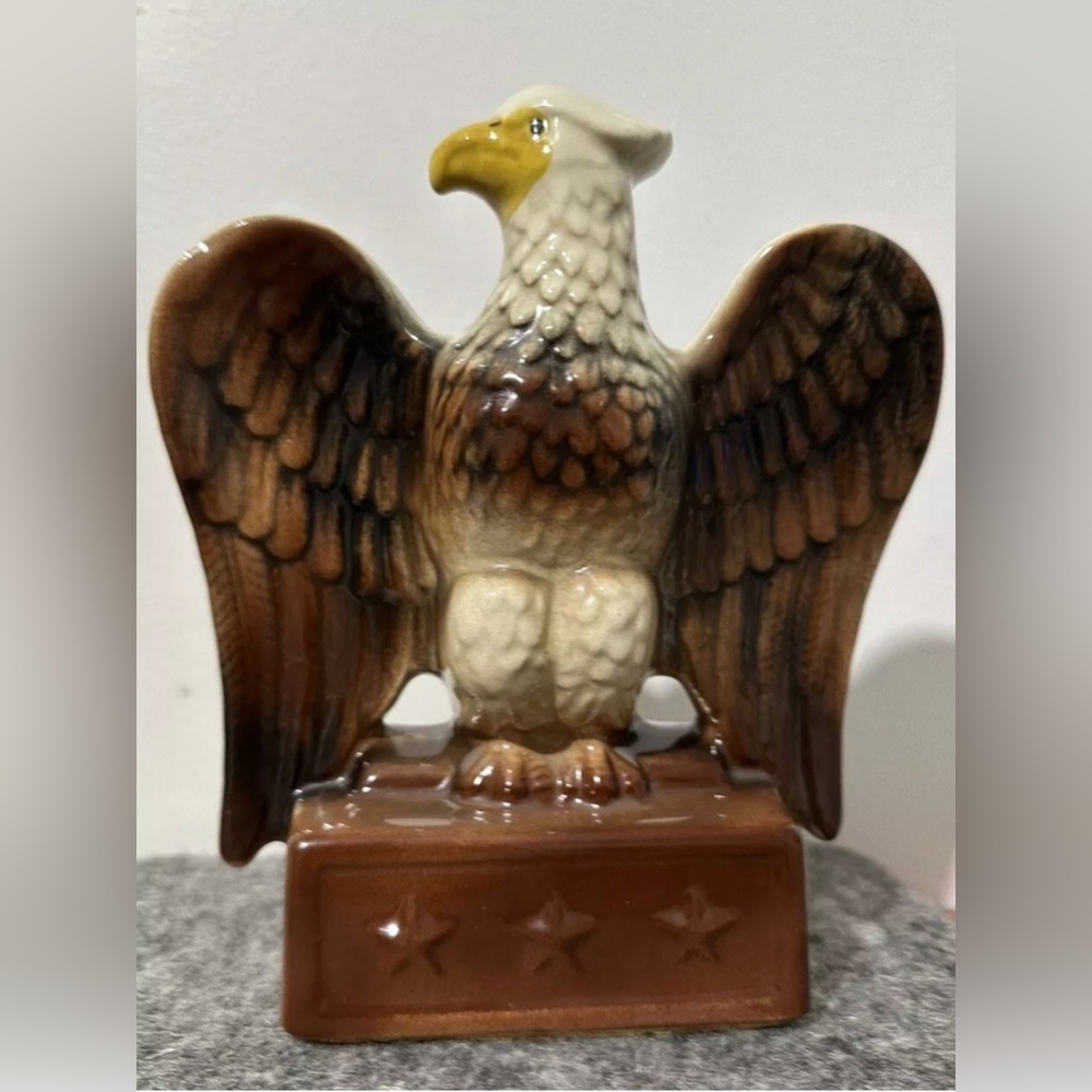 VINTAGE EAGLE EMIGRANT INDUSTRIAL SAVINGS COIN BANK USA America Americana